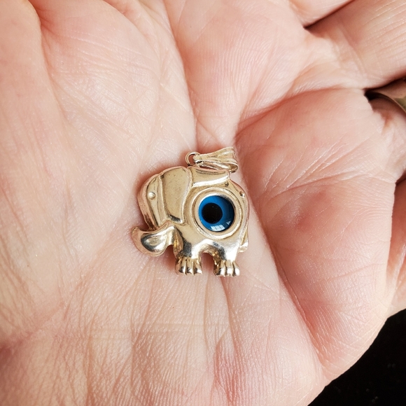 925 Evil Eye Elephant Pendant - Picture 2 of 4